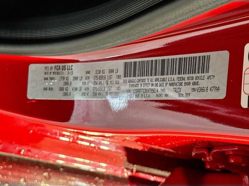 Used 2019 RAM 1500 Big Horn image 32