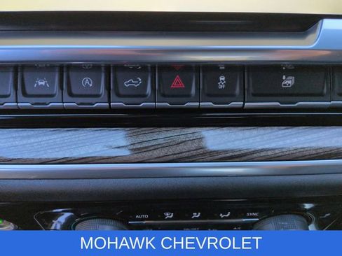 Used 2022 Chevrolet Silverado 1500 RST AWD/4WD image 35