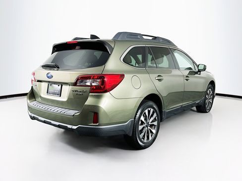 Used 2016 Subaru Outback 3.6R Limited AWD/4WD image 9