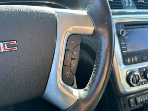 Used 2017 GMC Acadia Limited SLT image 30