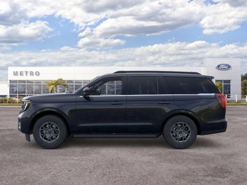 New 2026 Ford Expedition Active RWD image 7