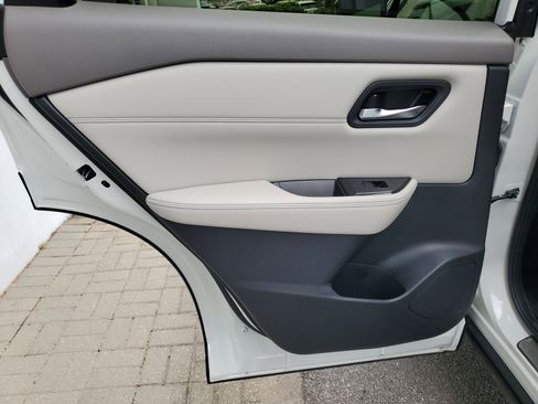 New 2026 Nissan Rogue SV AWD/4WD image 22