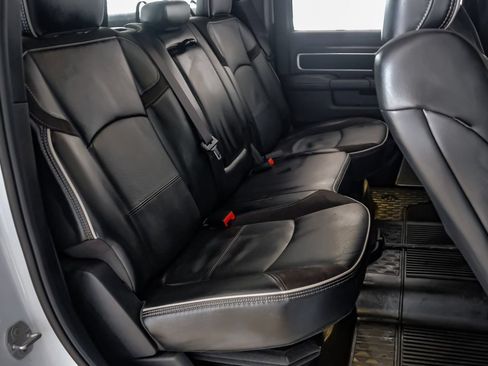 Used 2025 RAM 3500 Laramie AWD/4WD image 32