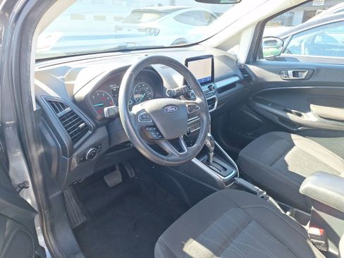 Used 2020 Ford EcoSport SE image 6