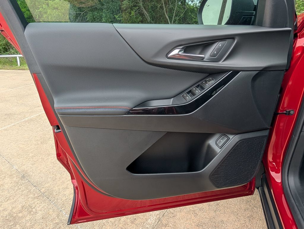 New 2026 Chevrolet Equinox RS w/ Safety and Technology Package FWD image 12