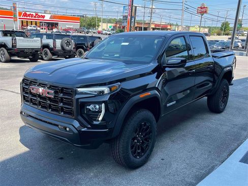 New 2026 GMC Canyon Elevation w/ Convenience Package image 7