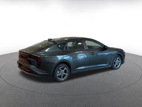 Used 2025 Kia K4 LXS image 14