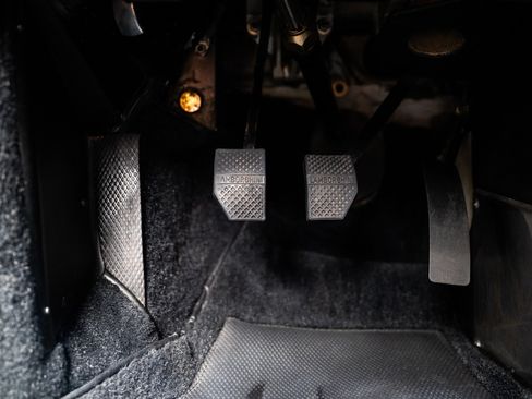 Used 1989 Lamborghini Countach Coupe RWD image 18