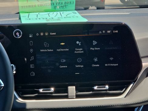 New 2026 Chevrolet Equinox LT w/ Convenience Package II FWD image 12