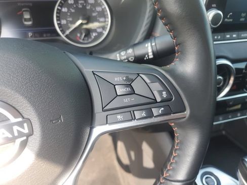 Certified 2024 Nissan Sentra SR FWD image 19