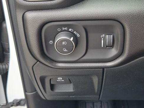 New 2026 RAM 1500 Classic Warlock image 26