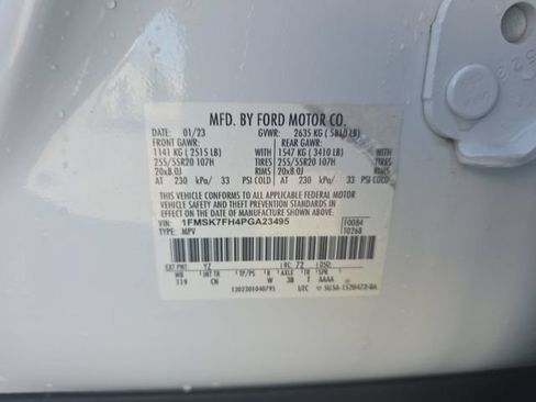 Used 2023 Ford Explorer Limited w/ Equipment Group 301A RWD image 37