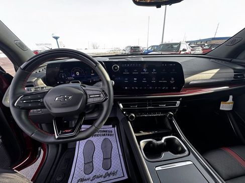 Used 2025 Chevrolet Traverse RS w/ LPO, Floor Liner Package image 14