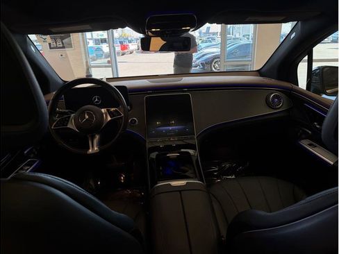 Used 2023 Mercedes-Benz EQE 350+ SUV image 23