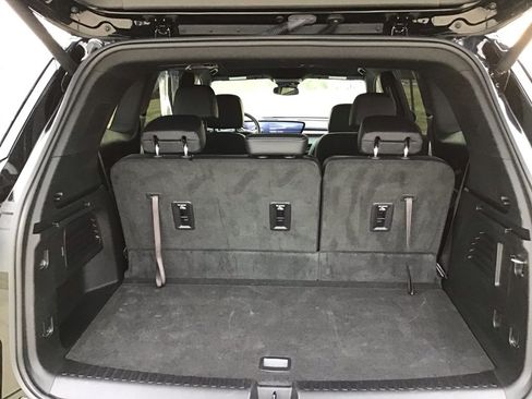 Used 2025 Buick Enclave Sport Touring image 6