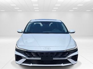 Certified 2025 Hyundai Elantra SEL FWD video 2