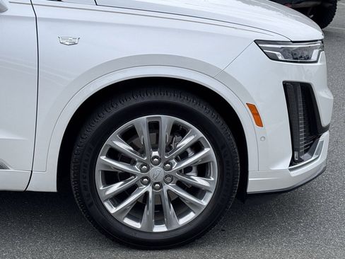 Used 2023 Cadillac XT6 Premium Luxury w/ Platinum Package image 42