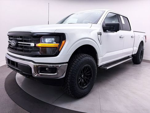 Used 2024 Ford F150 XLT w/ Tow/Haul Package image 12