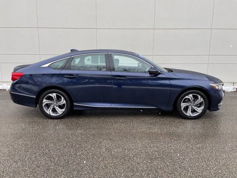 Certified 2018 Honda Accord EX-L image 5