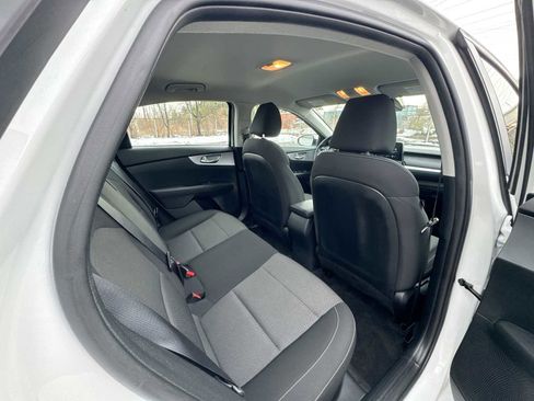 Used 2022 Kia Forte LXS image 14