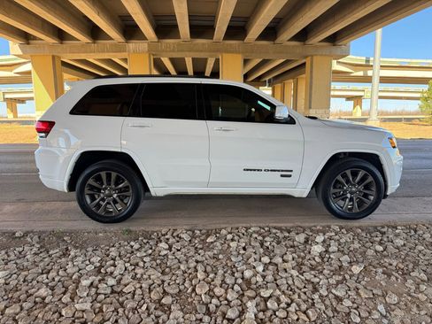 Used 2017 Jeep Grand Cherokee Limited 75th Anniversary image 2