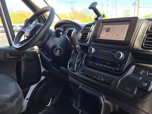 Used 2023 RAM ProMaster 2500 FWD image 8