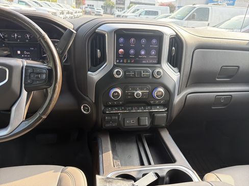Used 2019 GMC Sierra 1500 SLT w/ SLT Premium Plus Package AWD/4WD image 31
