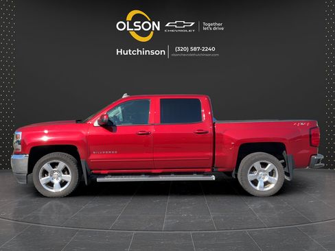 Used 2018 Chevrolet Silverado 1500 LT w/ All Star Edition AWD/4WD image 3