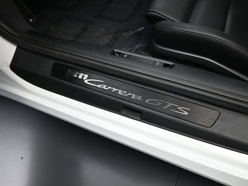 Used 2024 Porsche 911 Carrera GTS image 26