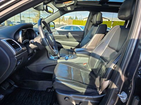 Used 2018 Jeep Grand Cherokee Limited w/ Luxury Group II image 21