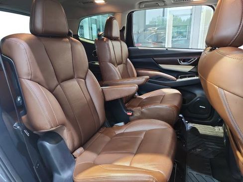 Used 2019 Subaru Ascent Touring w/ Popular Package #3 AWD/4WD image 28