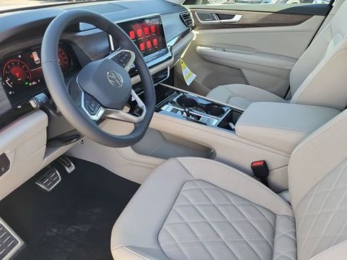 New 2026 Volkswagen Atlas SEL Premium R-Line AWD/4WD image 11