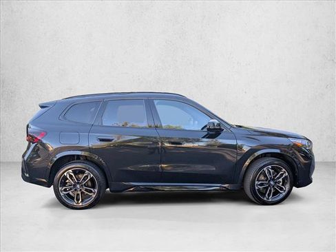 Used 2025 BMW X1 xDrive28i w/ M Sport Package AWD/4WD image 4