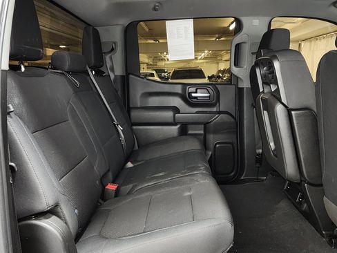 Used 2020 Chevrolet Silverado 1500 Custom w/ Custom 2.7L Value Package AWD/4WD image 18
