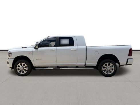 Used 2025 RAM 3500 Laramie AWD/4WD image 8