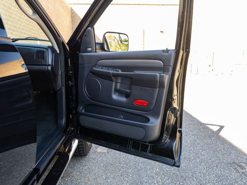 Used 2004 Dodge Ram 2500 Truck SLT w/ Sport Appearance Group AWD/4WD image 27