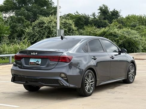 Used 2022 Kia Forte GT-Line w/ GT-Line Premium Package FWD image 5