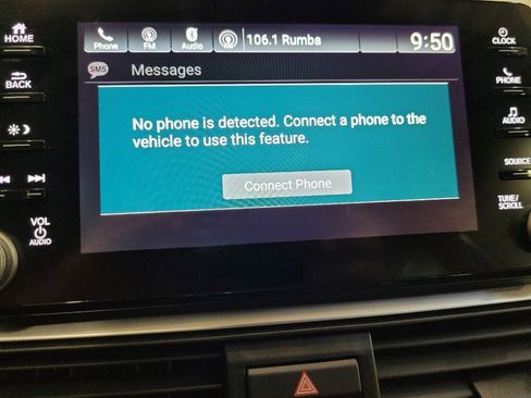 Used 2018 Honda Accord EX image 25