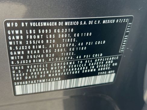 Certified 2022 Volkswagen Tiguan SEL R-Line image 19