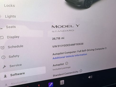 Used 2021 Tesla Model Y 2WD image 30