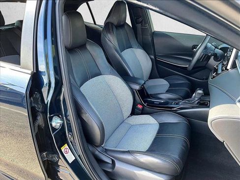 Used 2019 Toyota Corolla XSE FWD image 9