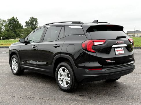 Certified 2024 GMC Terrain SLE w/ Driver Convenience Package AWD/4WD image 6