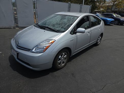 Used 2007 Toyota Prius FWD image 1