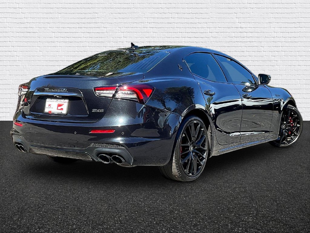 Used 2022 Maserati Ghibli Modena RWD image 6