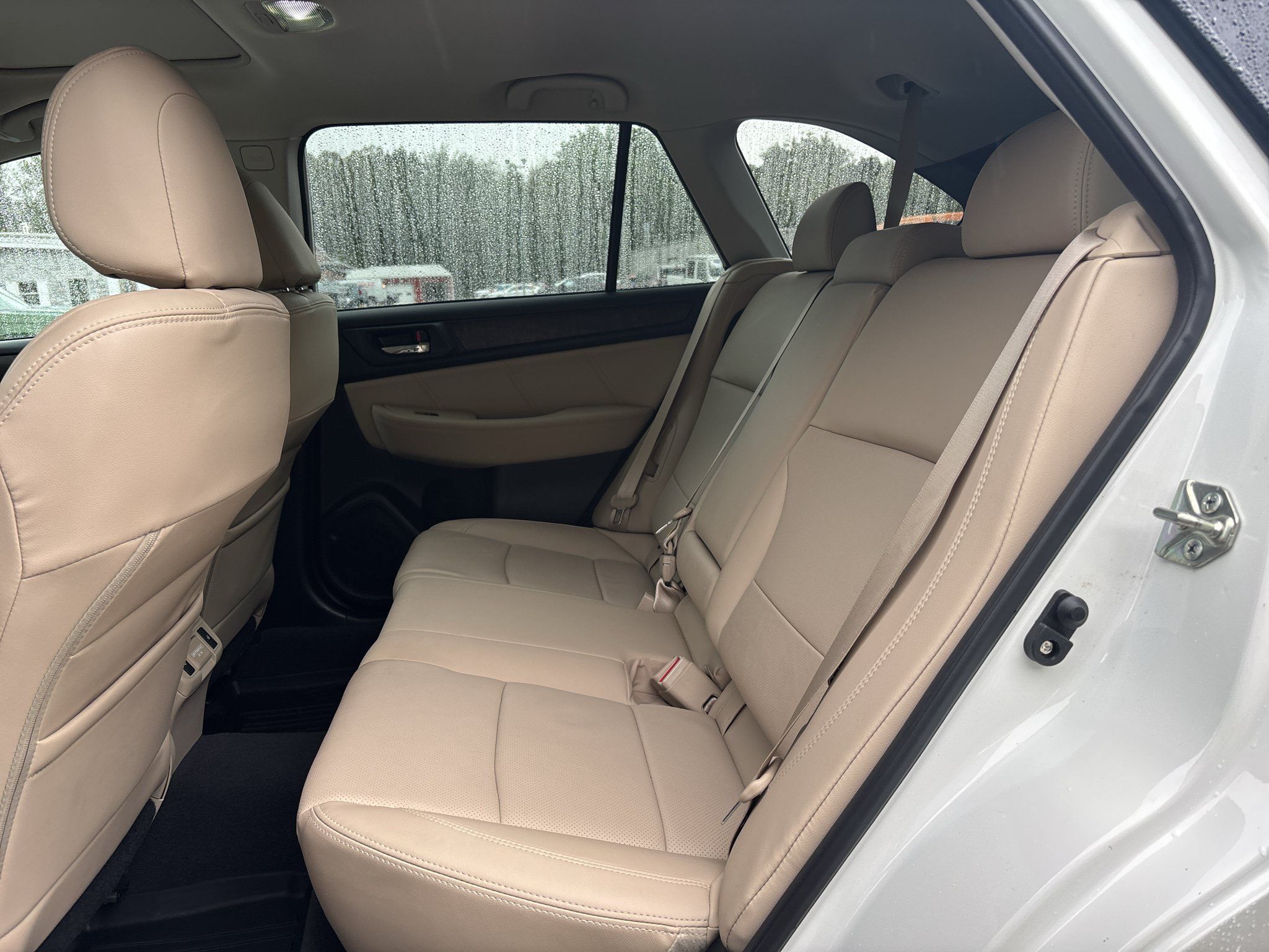 Used 2018 Subaru Outback 2.5i Limited AWD/4WD image 24