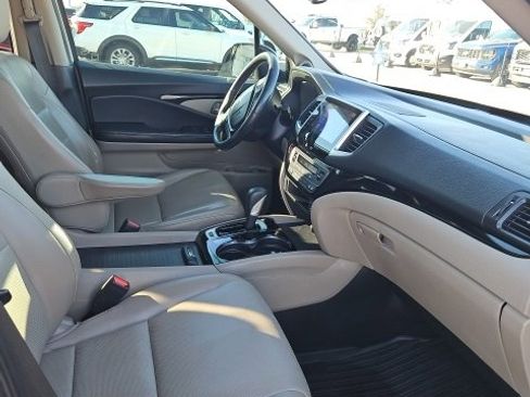 Used 2018 Honda Ridgeline RTL-E image 14