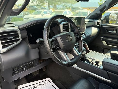 Used 2023 Toyota Tundra Platinum AWD/4WD image 23