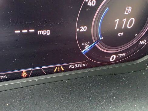 Used 2019 Volkswagen Atlas SEL FWD image 9