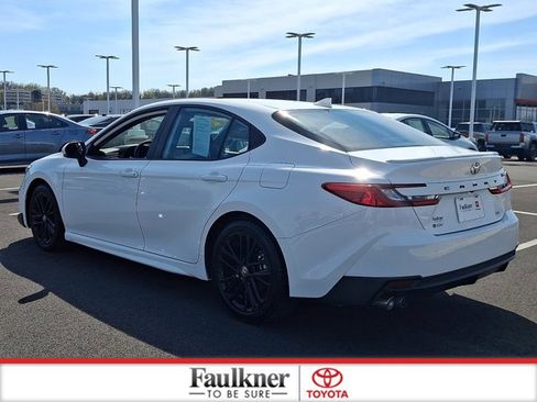 Certified 2025 Toyota Camry LE FWD image 4