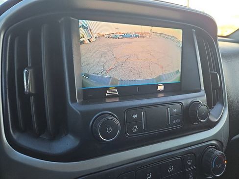 Used 2021 Chevrolet Colorado LT w/ LT Convenience Package image 23